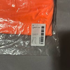 Peloton warm up 1/4 zip